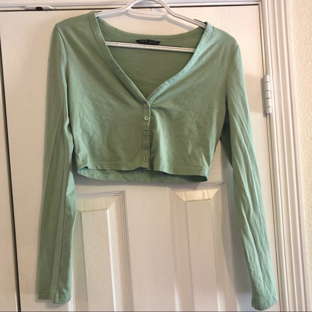 Green SHEIN long sleeve button crop top